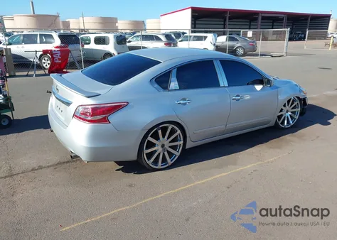 2014 Nissan Altima 2.5 S из США, поврежденный, VIN 1N4AL3AP8EN343583